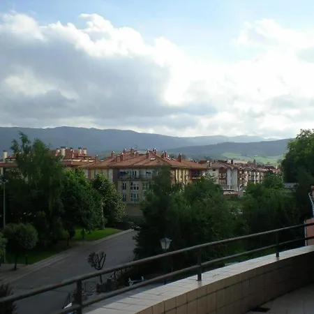 维埃尔酒店 * 卡韦松·德·拉·萨尔